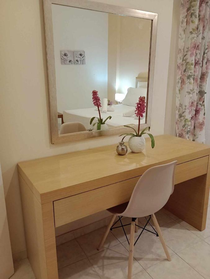 Cozy Kremasti Apartment מראה חיצוני תמונה